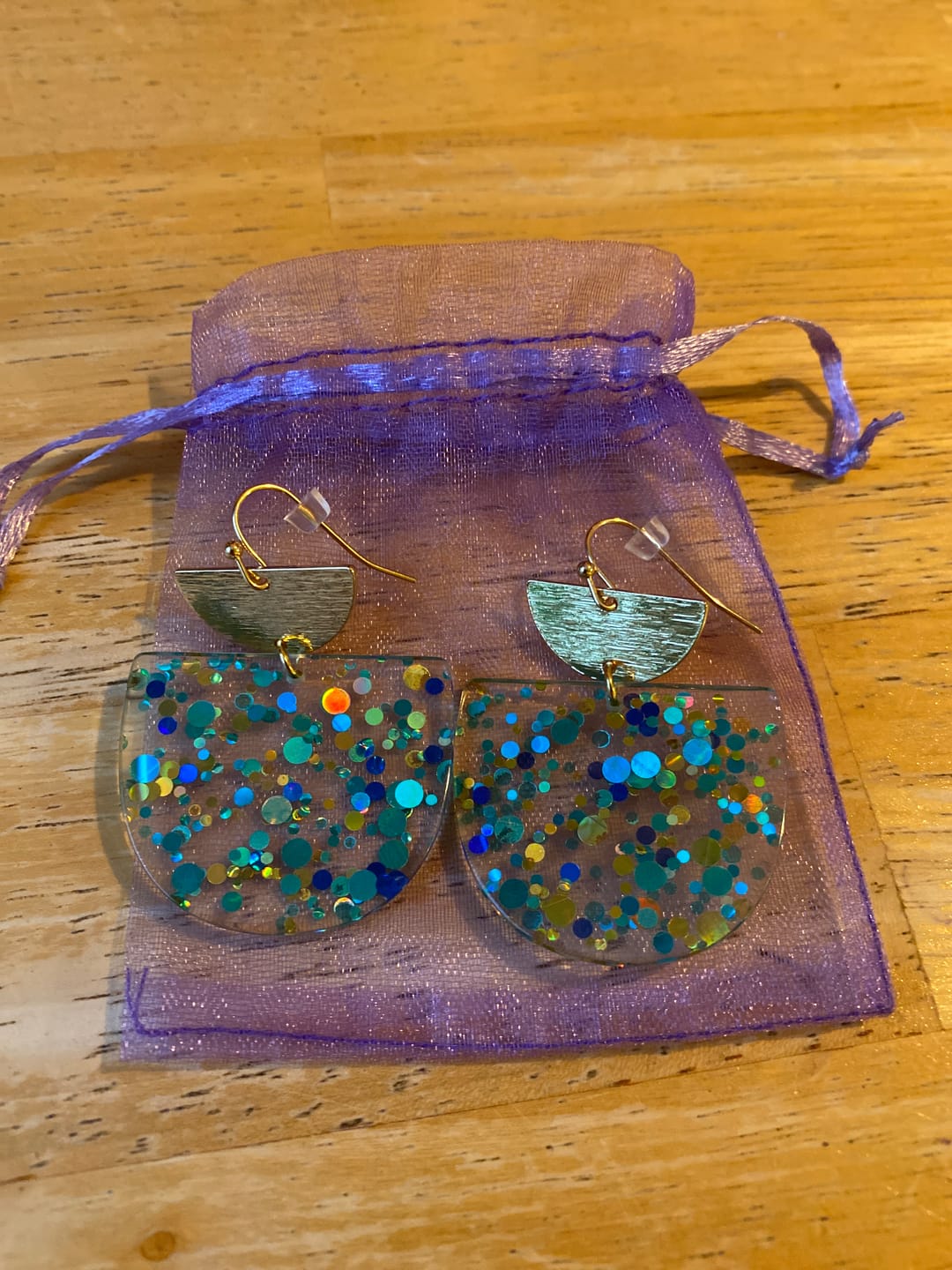 Customer photo review of Statement Ohrringe - GLITZER KONFETTI grüntürkis/blau/gold