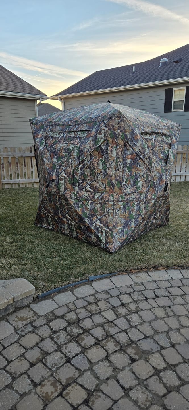 Customer photo review of Tidewe Vis360 See-Through Ground Blind for Deer/ Turkey Hunting (3-4 Person)