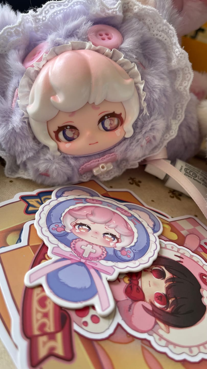 Customer photo review of Antoo's Mini Paradise Series Plush Keychain Blind Box