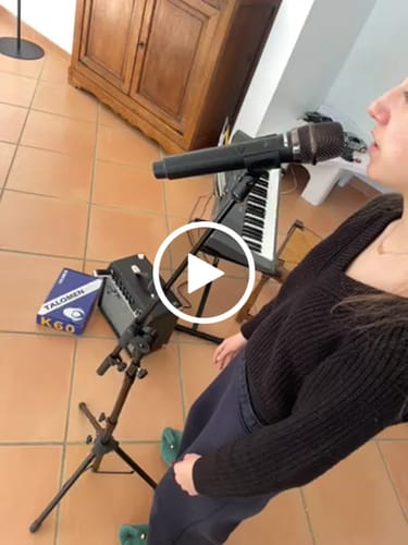 Customer video review of Talomen K60 Microphone Reciver