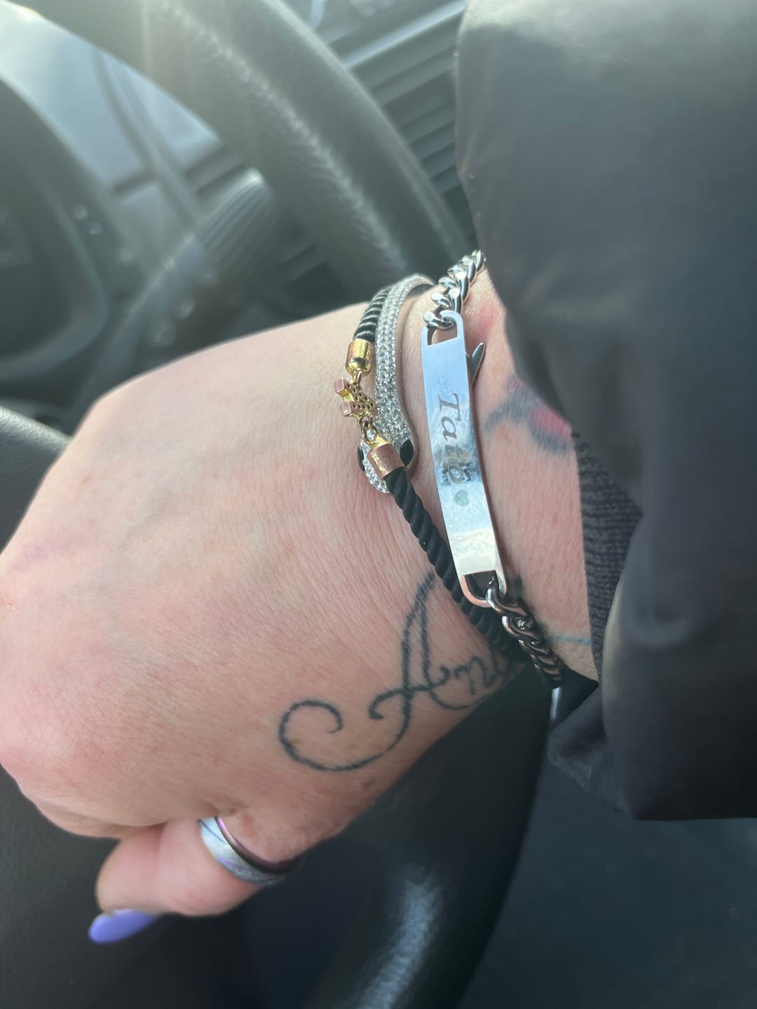 Customer photo review of Bracciali per Coppia Personalizzati con Incisione ✦ Unione Eterna