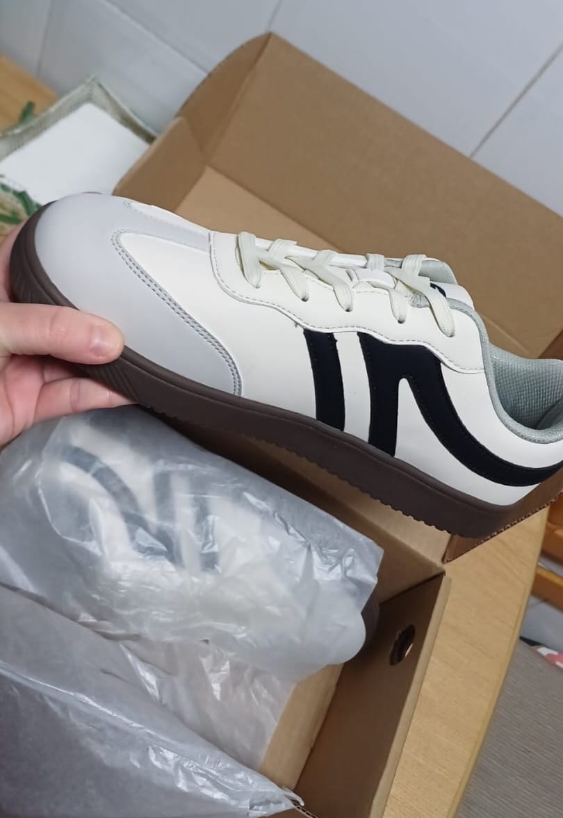 Customer photo review of Laurel - Zapatos De Punta Ancha