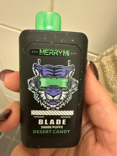 Customer photo review of Merry-Mi - Blade 30K - Puff Jetable / Vape Disposable - 5% nicotine