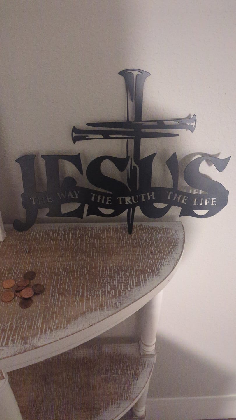 Customer photo review of Christianartworkshop Faithful Jesus & Cross Design Metal Wall Decor Home Decoration