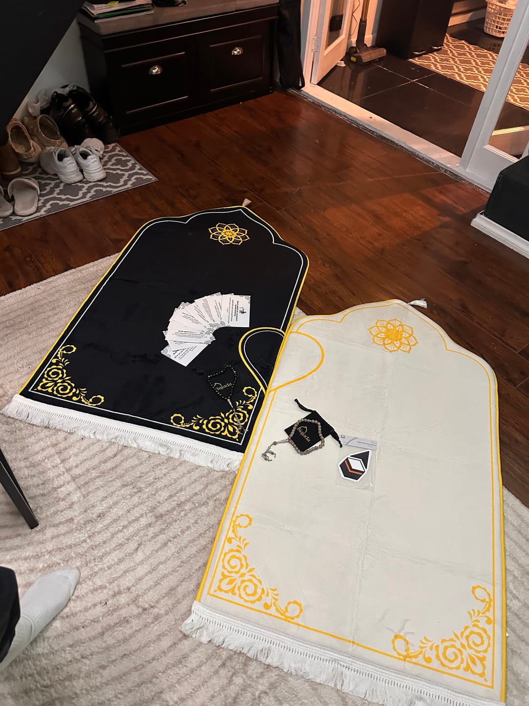 Customer photo review of Set of 5 Kaaba Compass Sticker