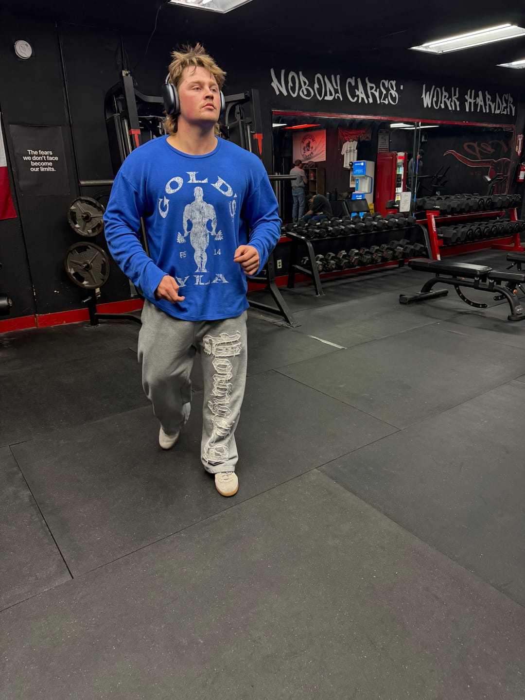 Customer photo review of 8047 - Gold's Gym Thermal Longsleeves