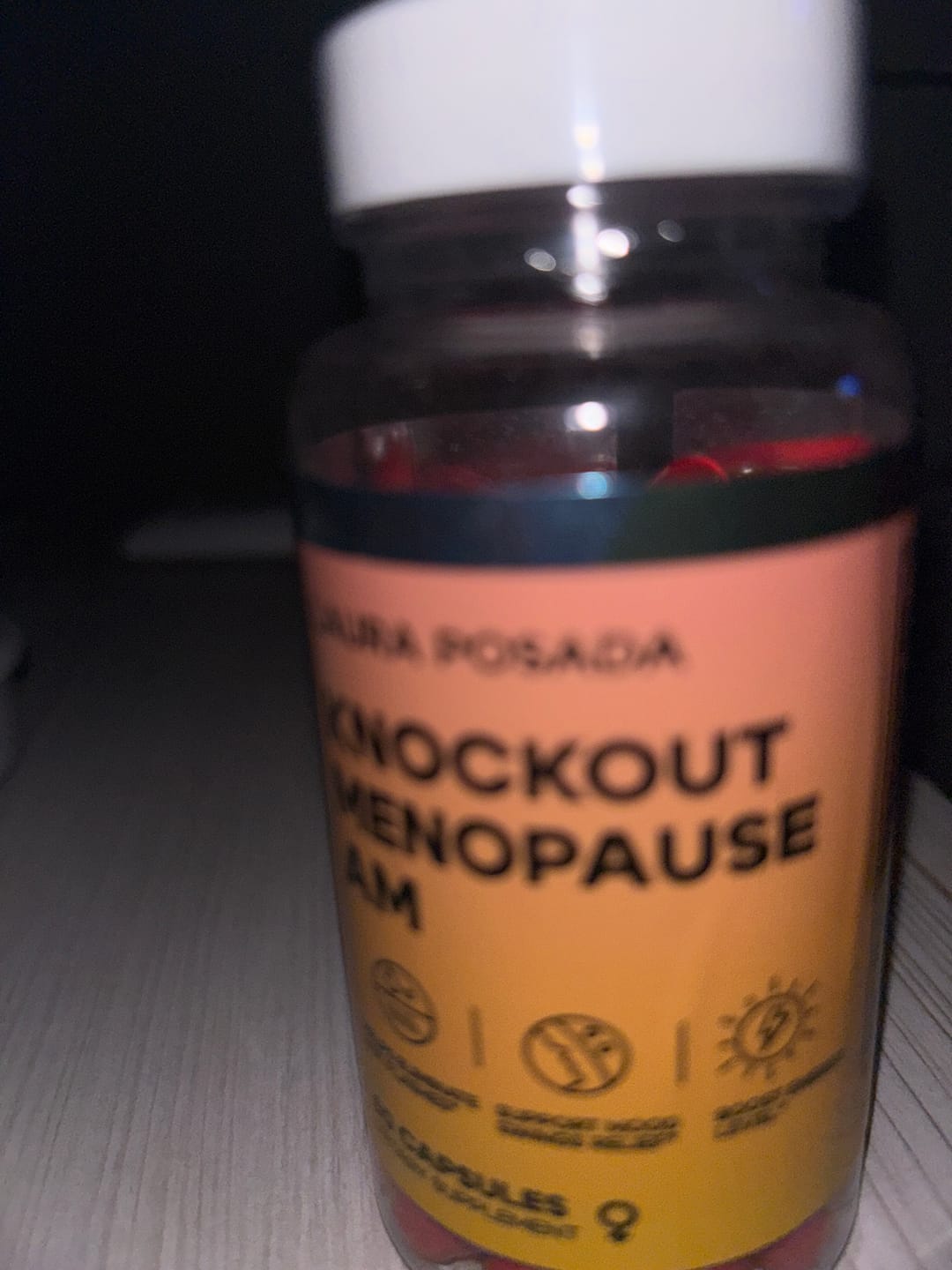 Customer photo review of Knockout Menopause AM | Apoyo Natural para Energía, Enfoque, Cambios de Humor, Sofocos