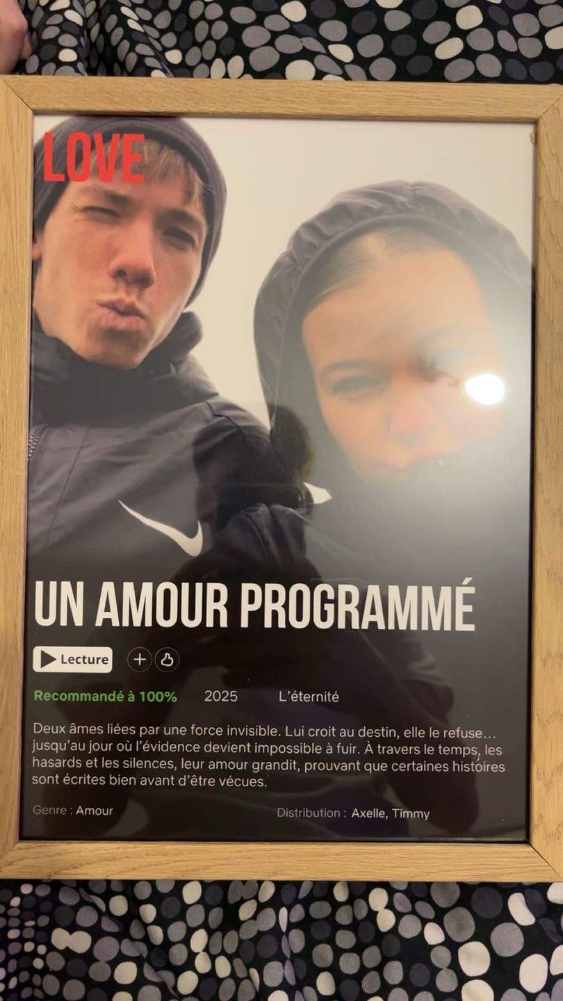 Customer photo review of Notre Propre Film - Affiche personnalisée