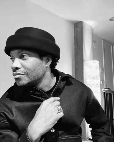 Customer photo review of London Pillbox Hat - Black