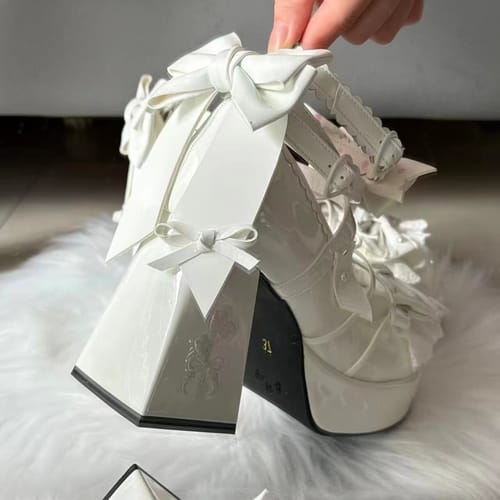 Customer photo review of Lolita high heels for women with chunky heels
