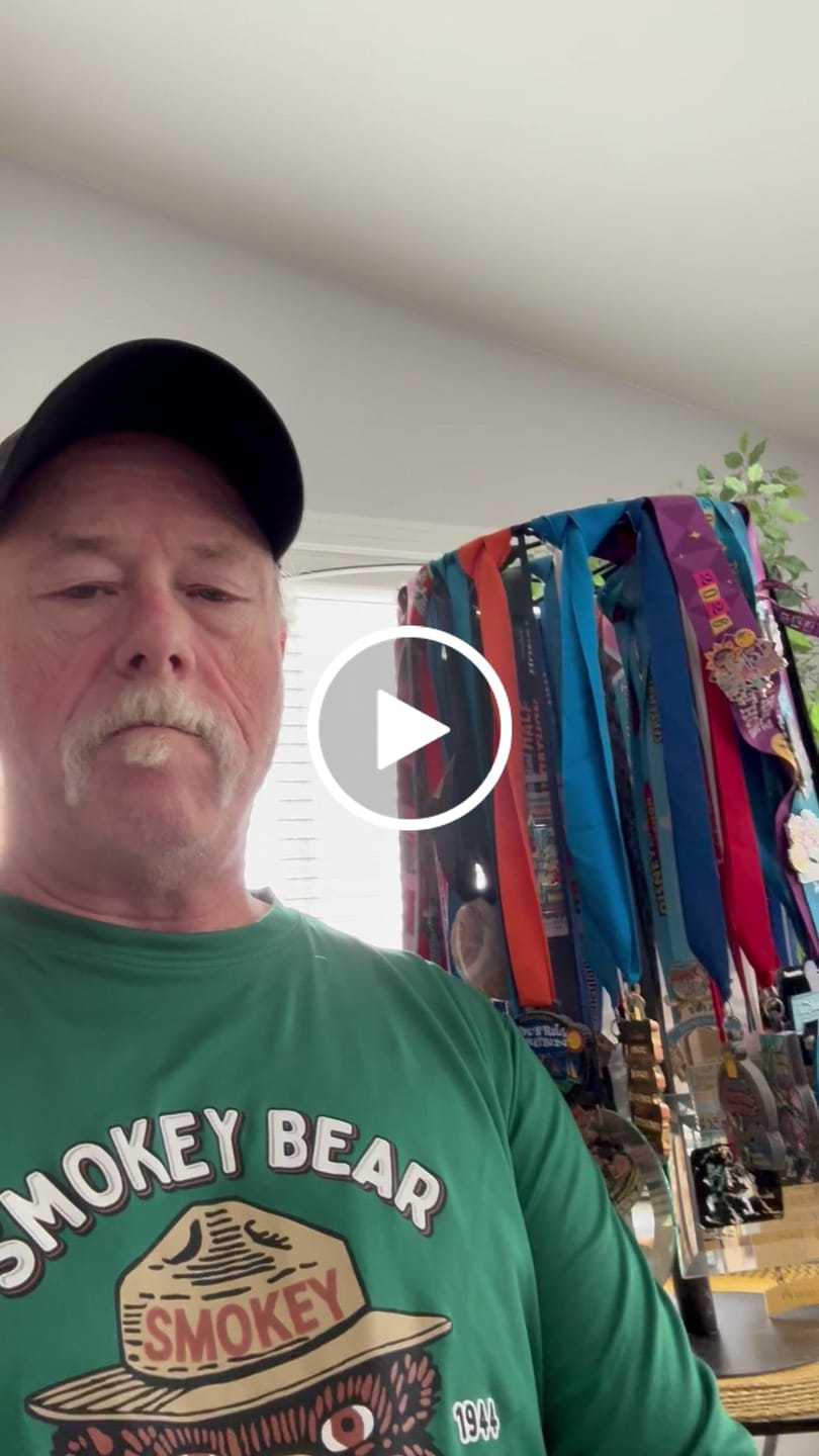 Customer video review of Smokey Bear 5K/10K/13.1