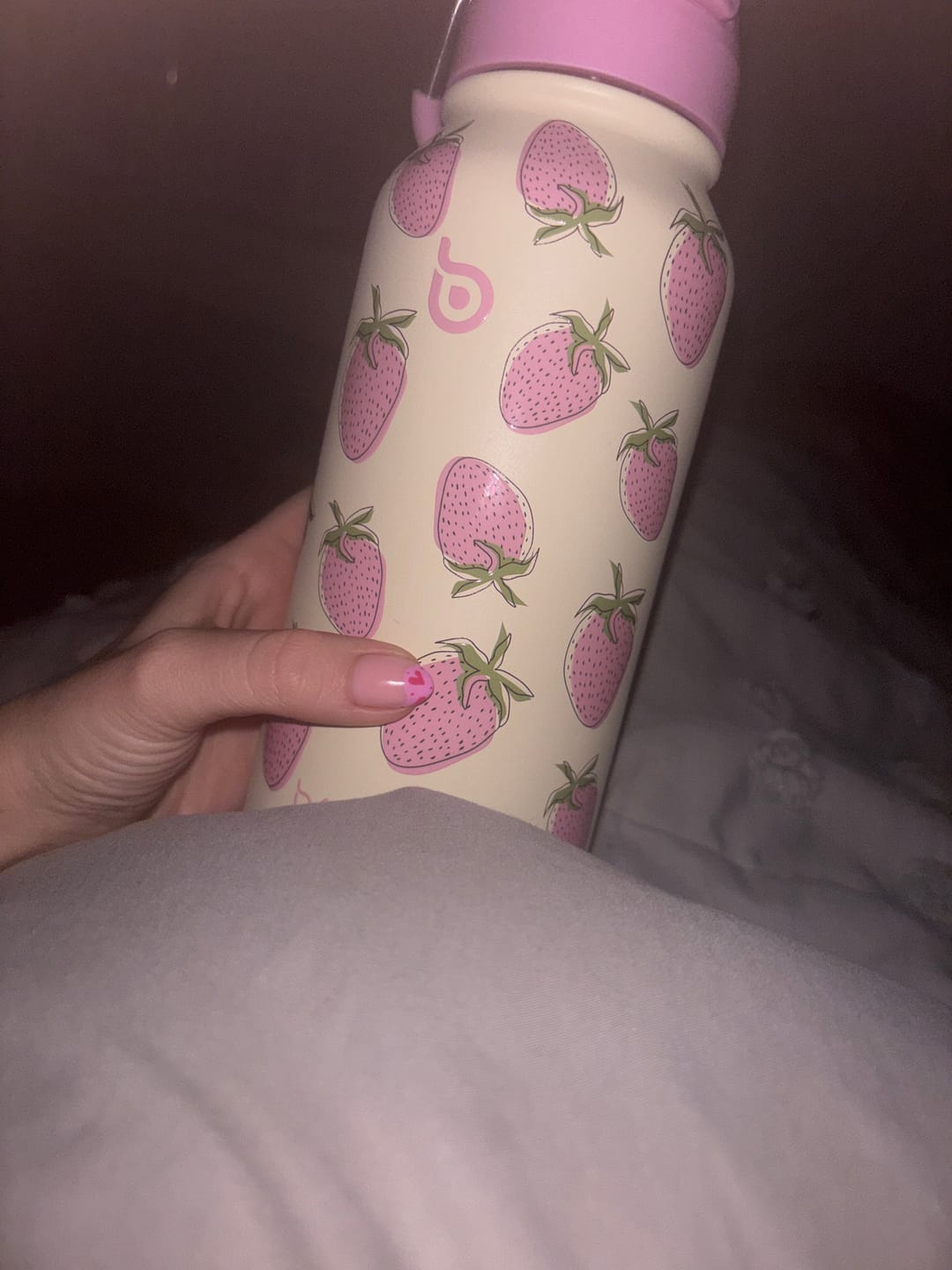 Customer photo review of Hydro X Bottle 32oz - Bow (Per-sale)