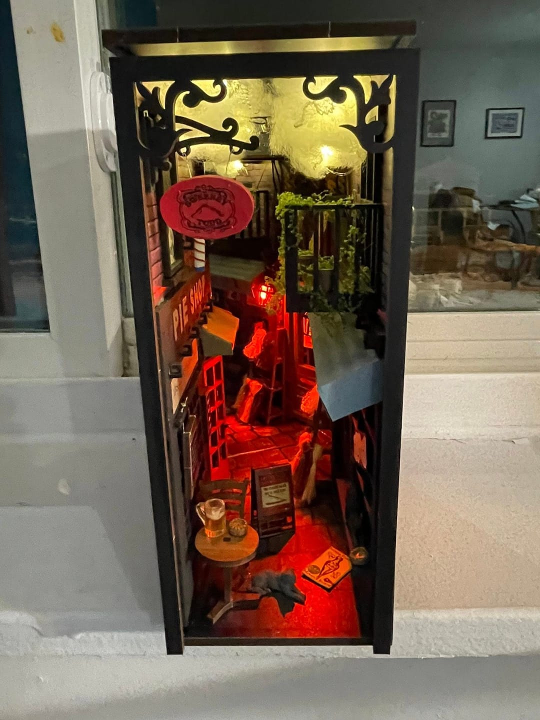 Customer photo review of Dreamy MiniAlley - Booknook DIY kit