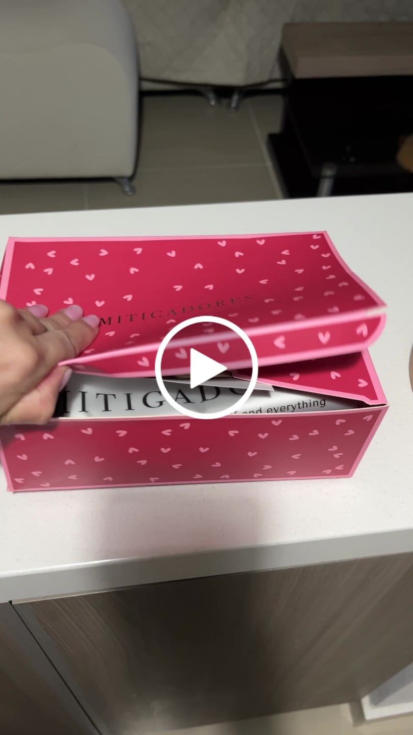 Customer video review of Funda de Satín
