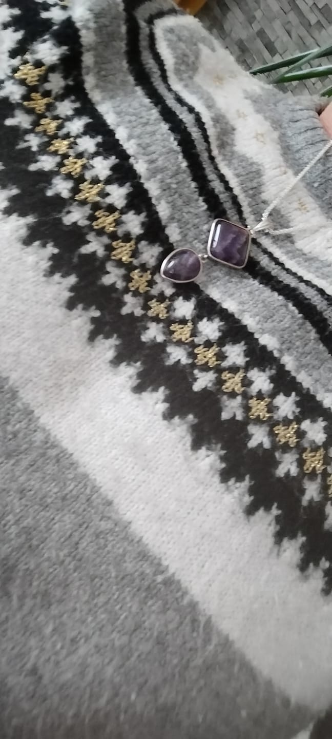 Customer photo review of Pendentif en Améthyste