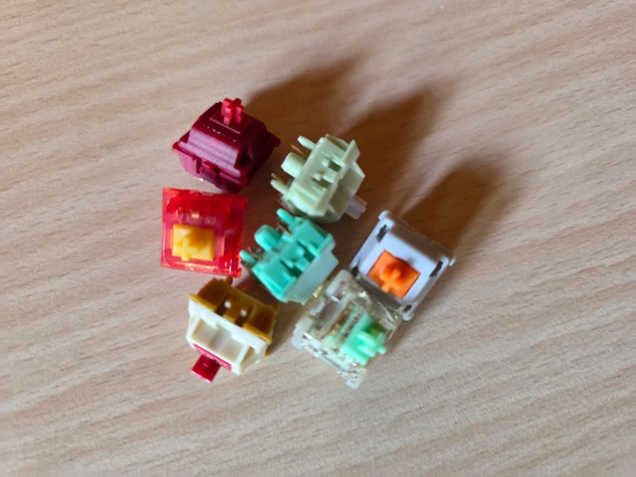 Customer photo review of KEYGEEK Y2 LINEAR SWITCH FACTORY LUBED (10PCS)