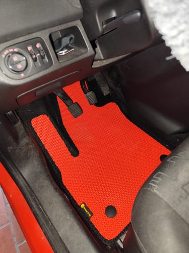 Customer photo review of Auto Fußmatten nach Maß - Komplettset