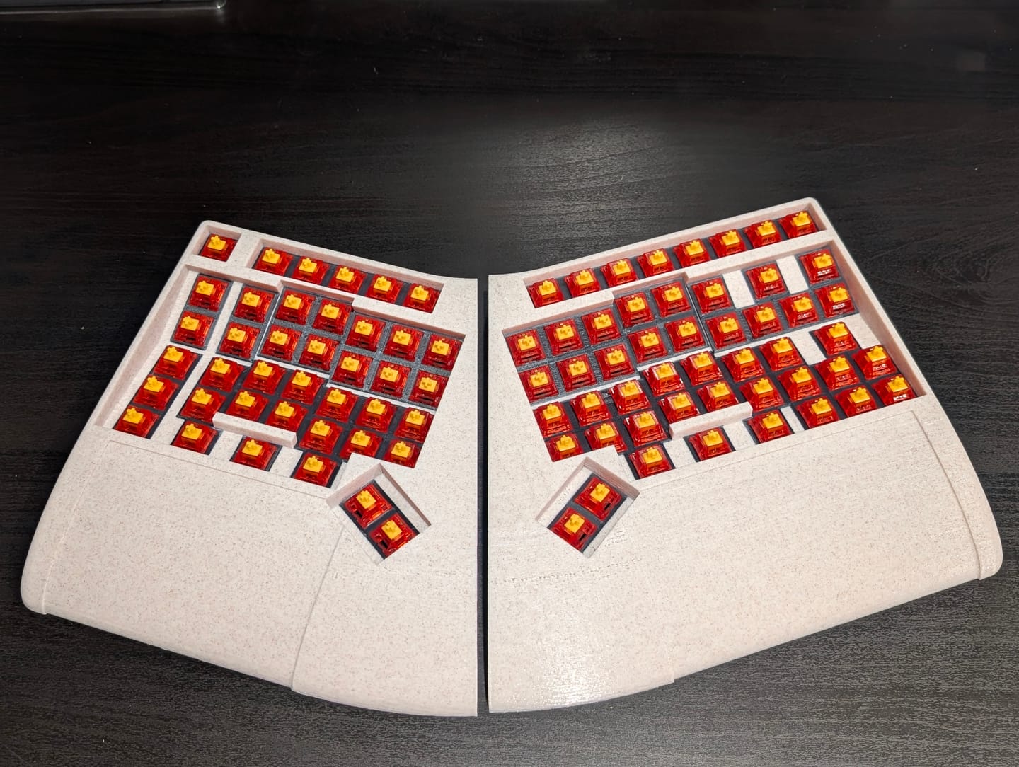 Customer photo review of KEYGEEK Y2 LINEAR SWITCH FACTORY LUBED (10PCS)