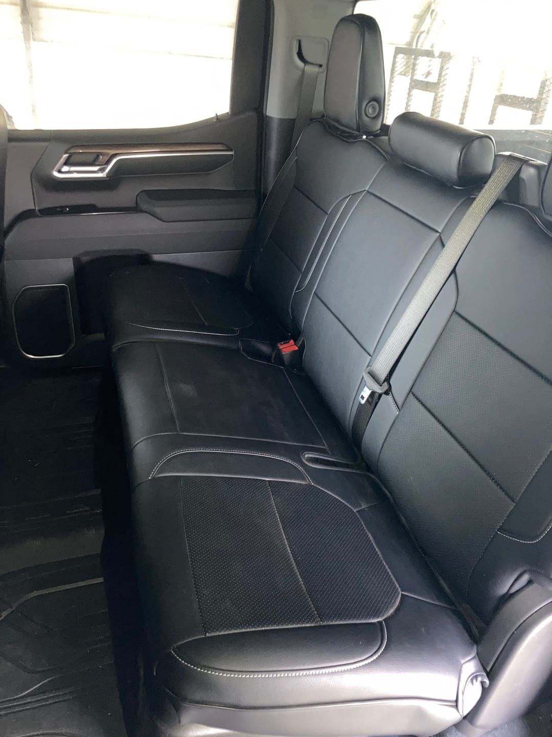Customer photo review of 2019+ Chevrolet Silverado Premium Custom Leather Seat Covers