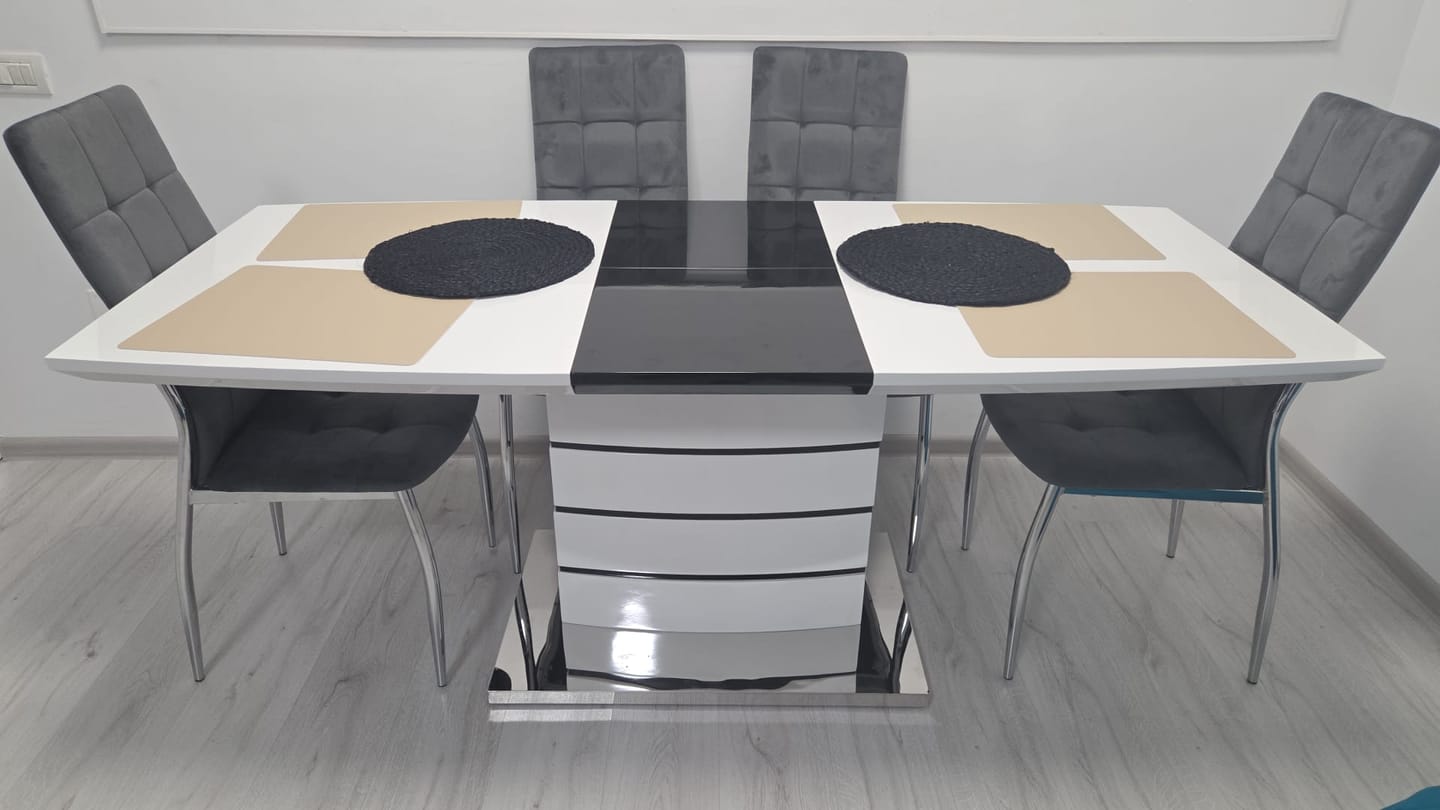 Customer photo review of Scaun tapitat K416, gri/argintiu, stofa catifelata/metal, 43x54x101 cm