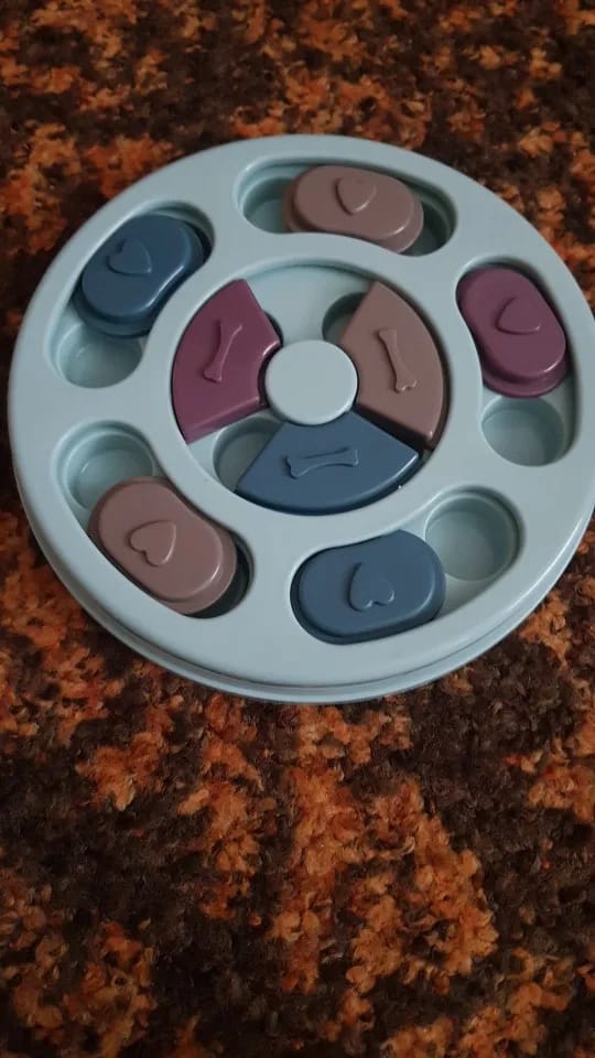 Customer photo review of Interactive Cat Puzzle Feeder for Slower, Happier Meals