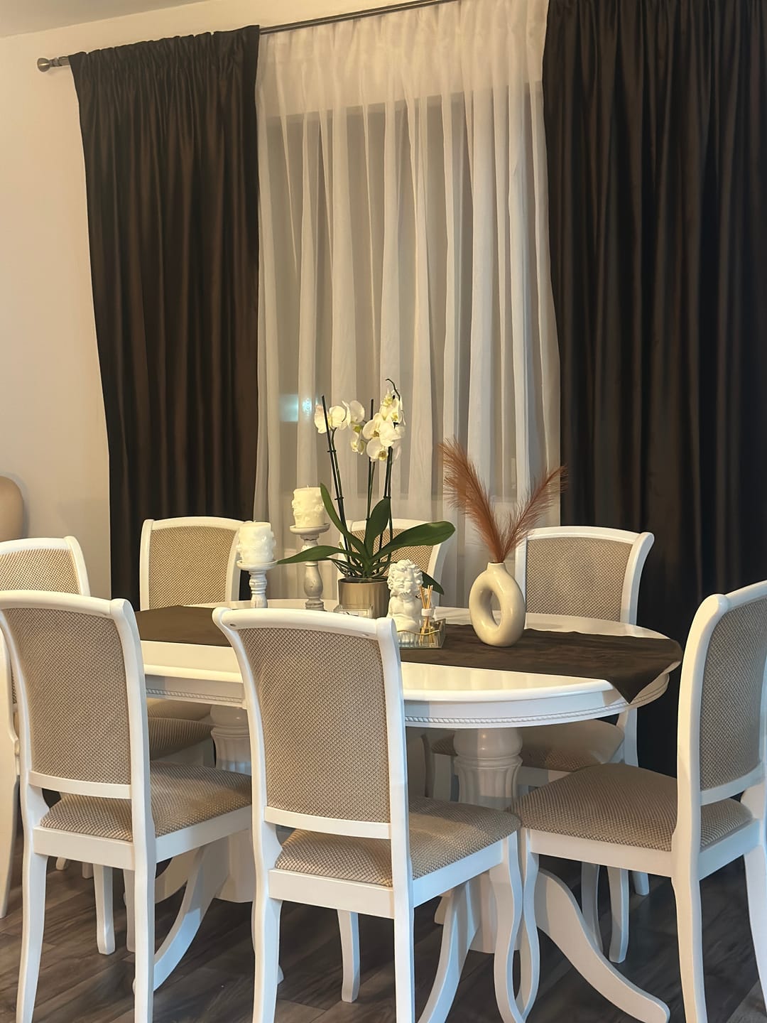 Customer photo review of Scaun MN-SC, alb/bej, stofa/lemn, 45x42x96 cm