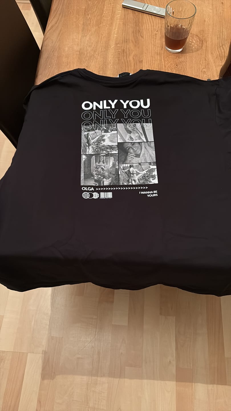 Customer photo review of T-Shirt - Only you - Collage