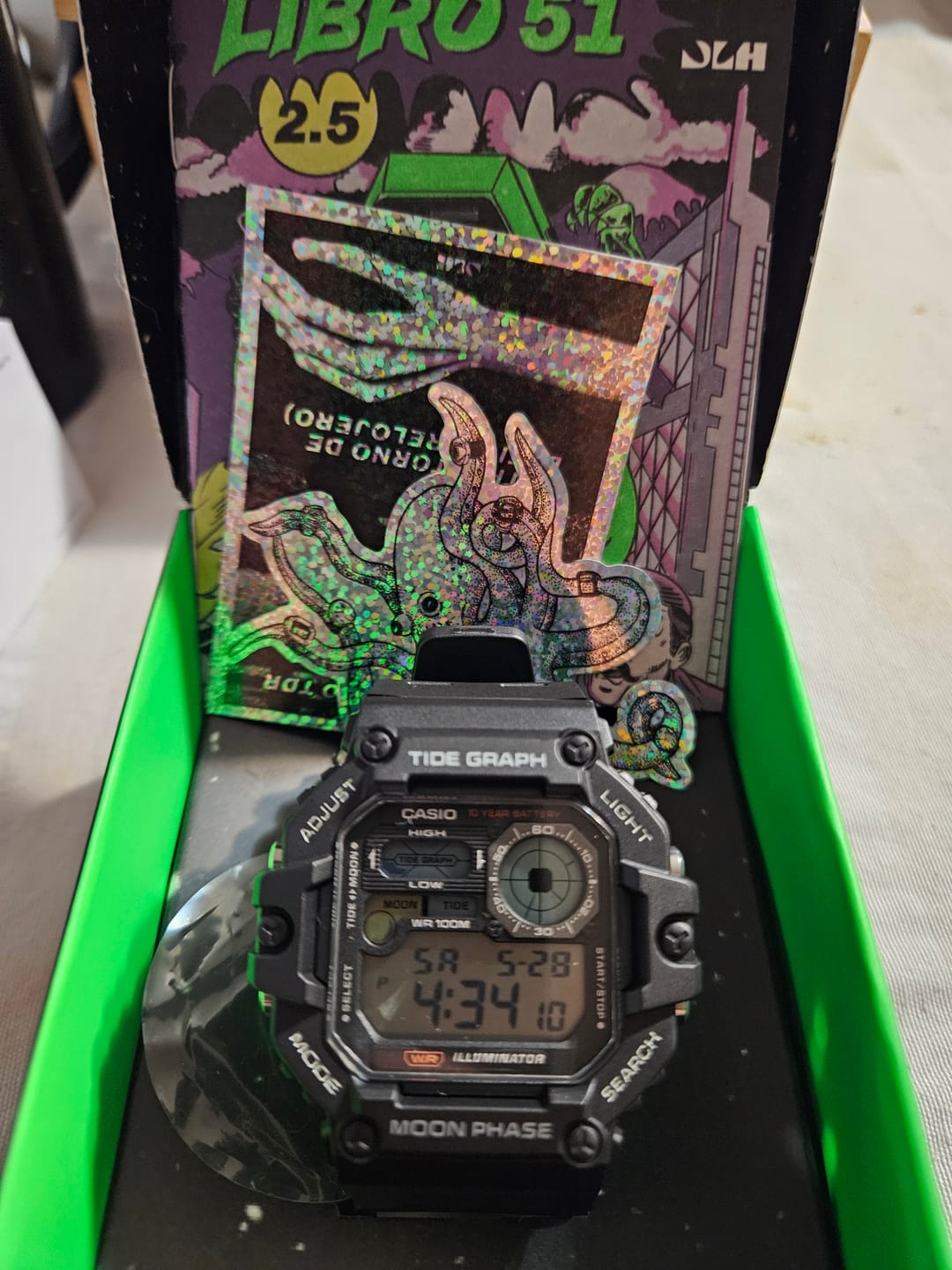 Customer photo review of Reloj Casio Vintage WS-1700H-1AV Tide Graph Moonphase