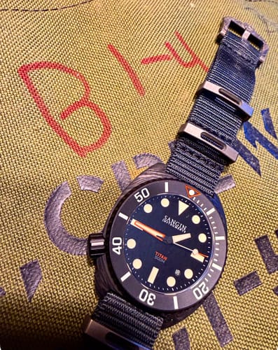 Customer photo review of Titan