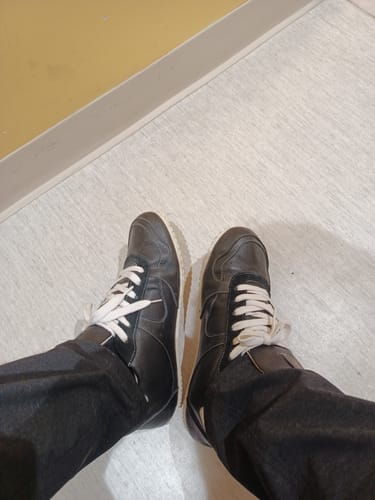 Customer photo review of Zapatilla A3 Retro - Blanco y Negro
