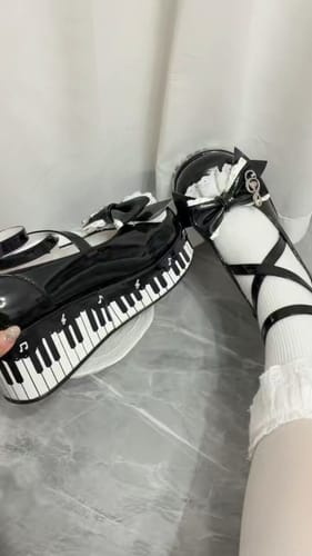 Customer photo review of Original Lolita Piano Notes with Bow Mary Jane