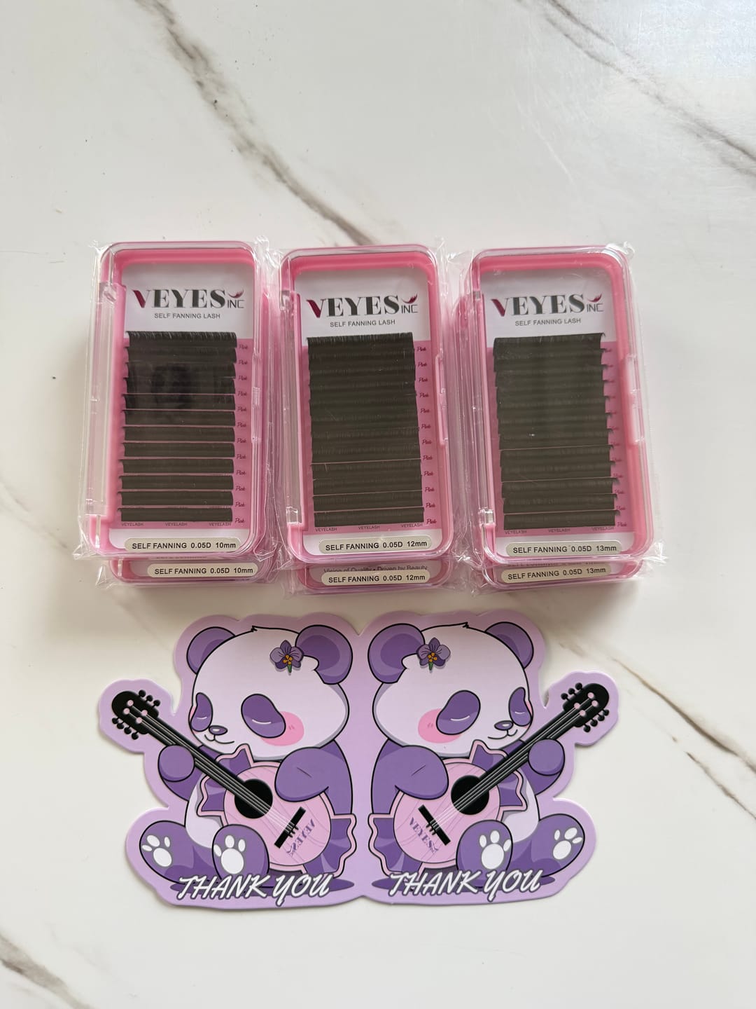 Customer photo review of Self Fanning Lash