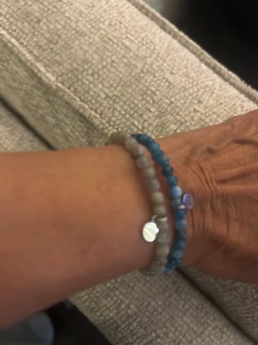 Customer photo review of Labradorite Bracelet Mini