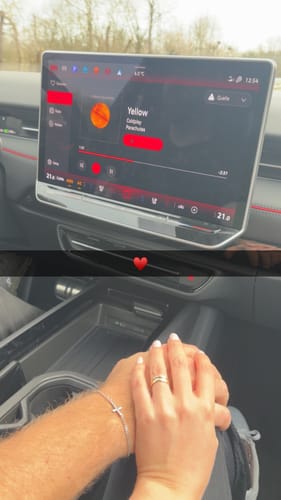 Customer photo review of CROSS BRACELET | Silver