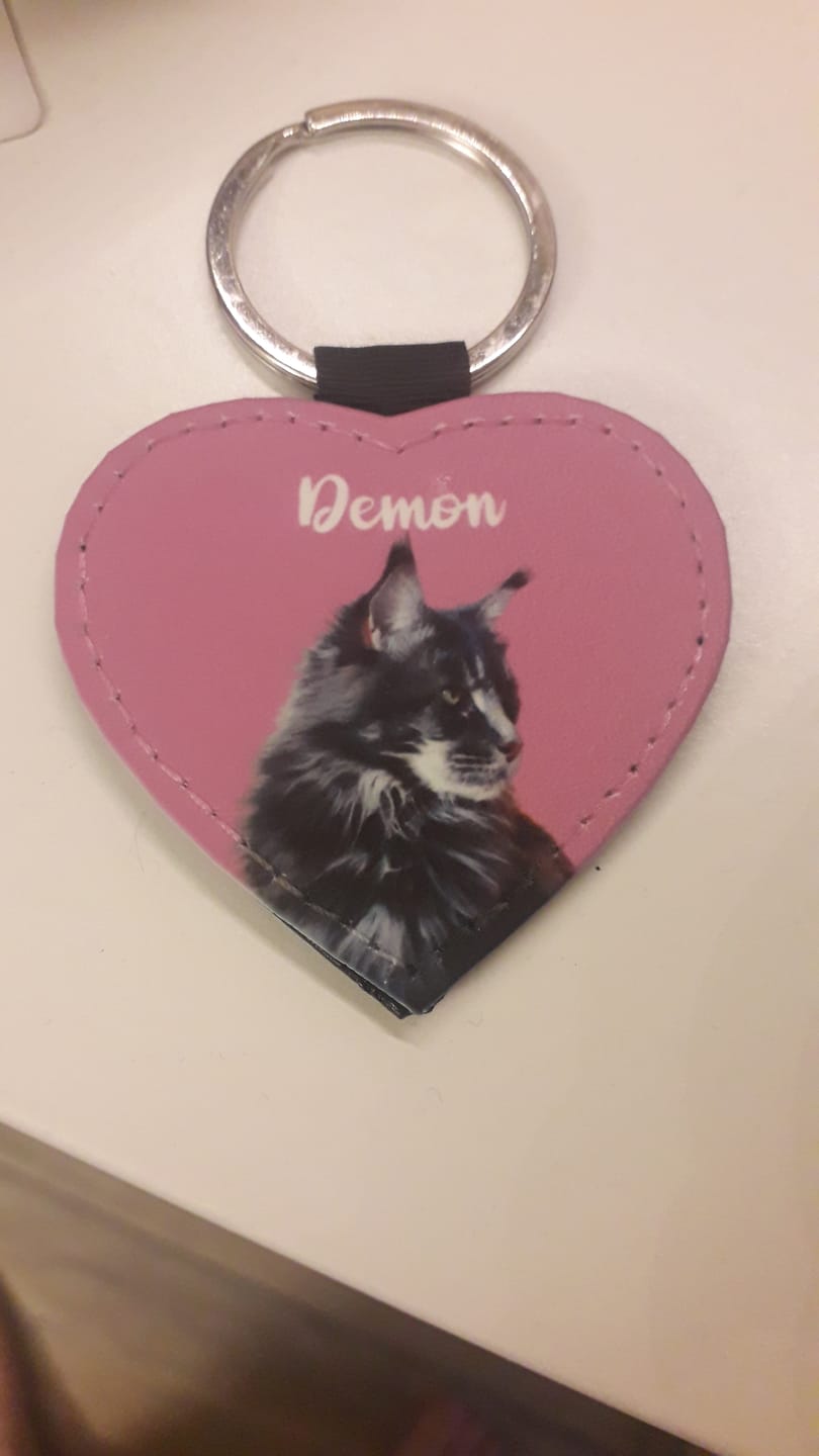 Customer photo review of Ritratto animale domestico - Portachiavi personalizzato