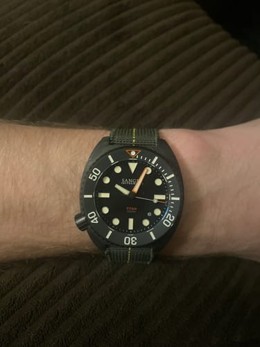 Customer photo review of Titan