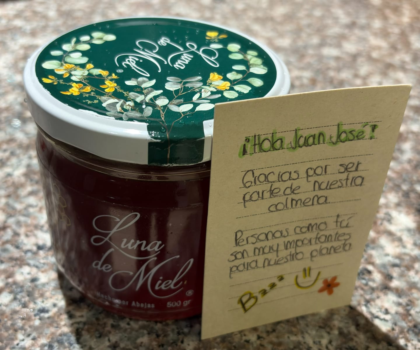 Customer photo review of Miel con Eucalipto