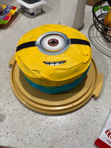 Customer photo review of Minion Inspired - Edible Icing Cake Wrap