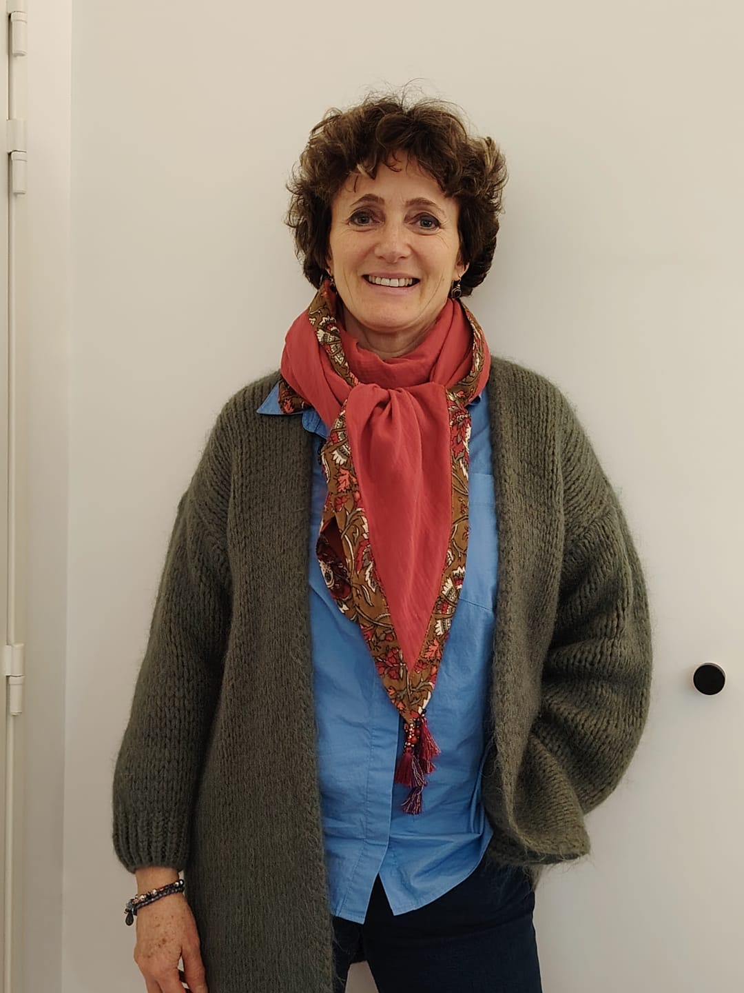 Customer photo review of Le foulard Calista Grenat/Ila