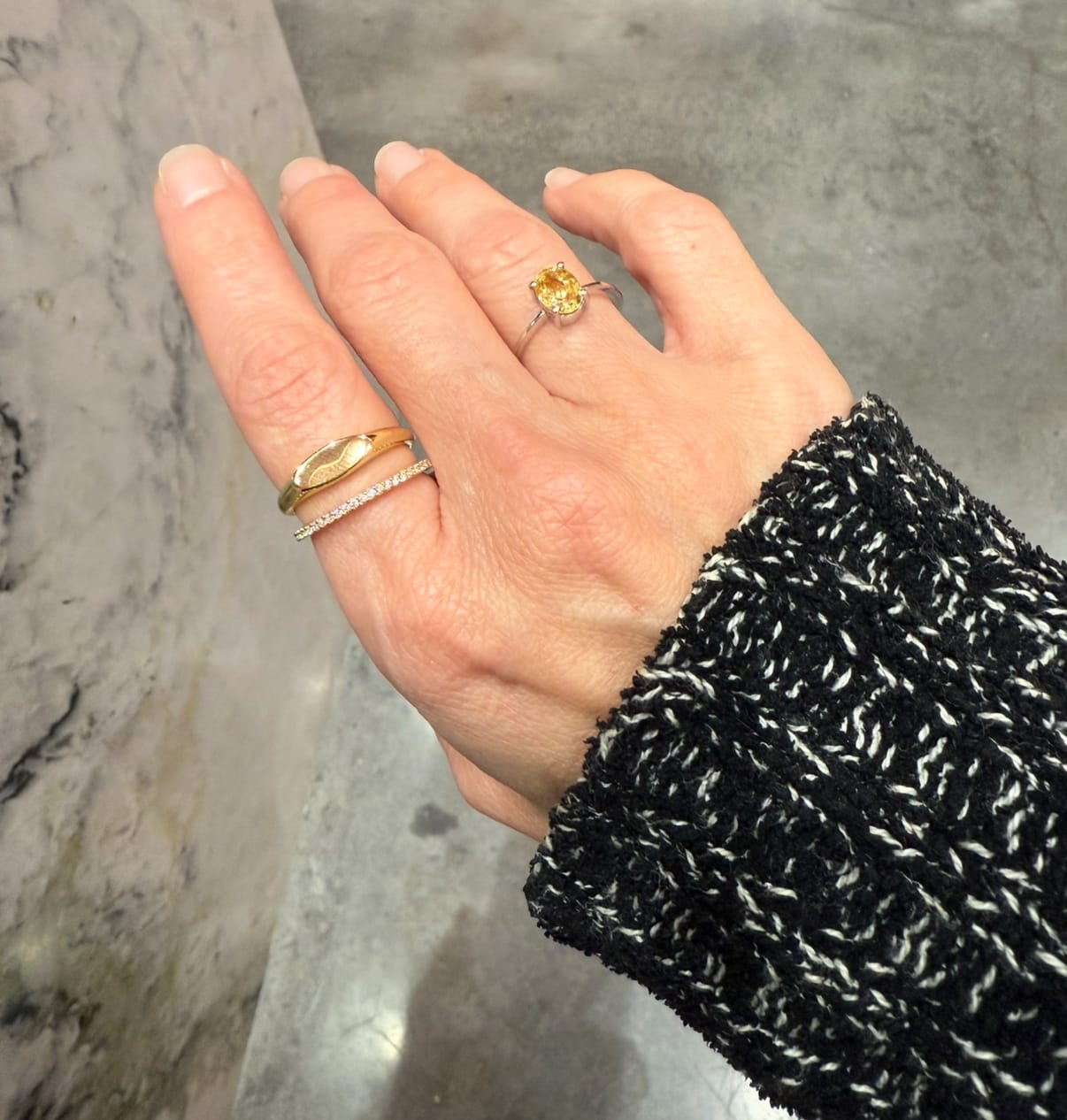 Customer photo review of Anillo Citrina