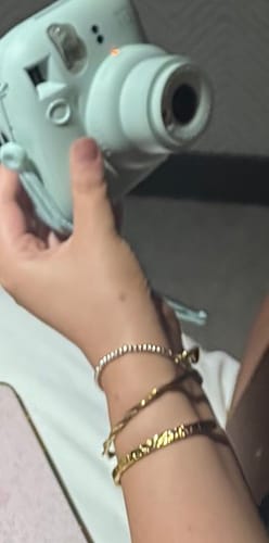 Customer photo review of Sol Bangle Thin