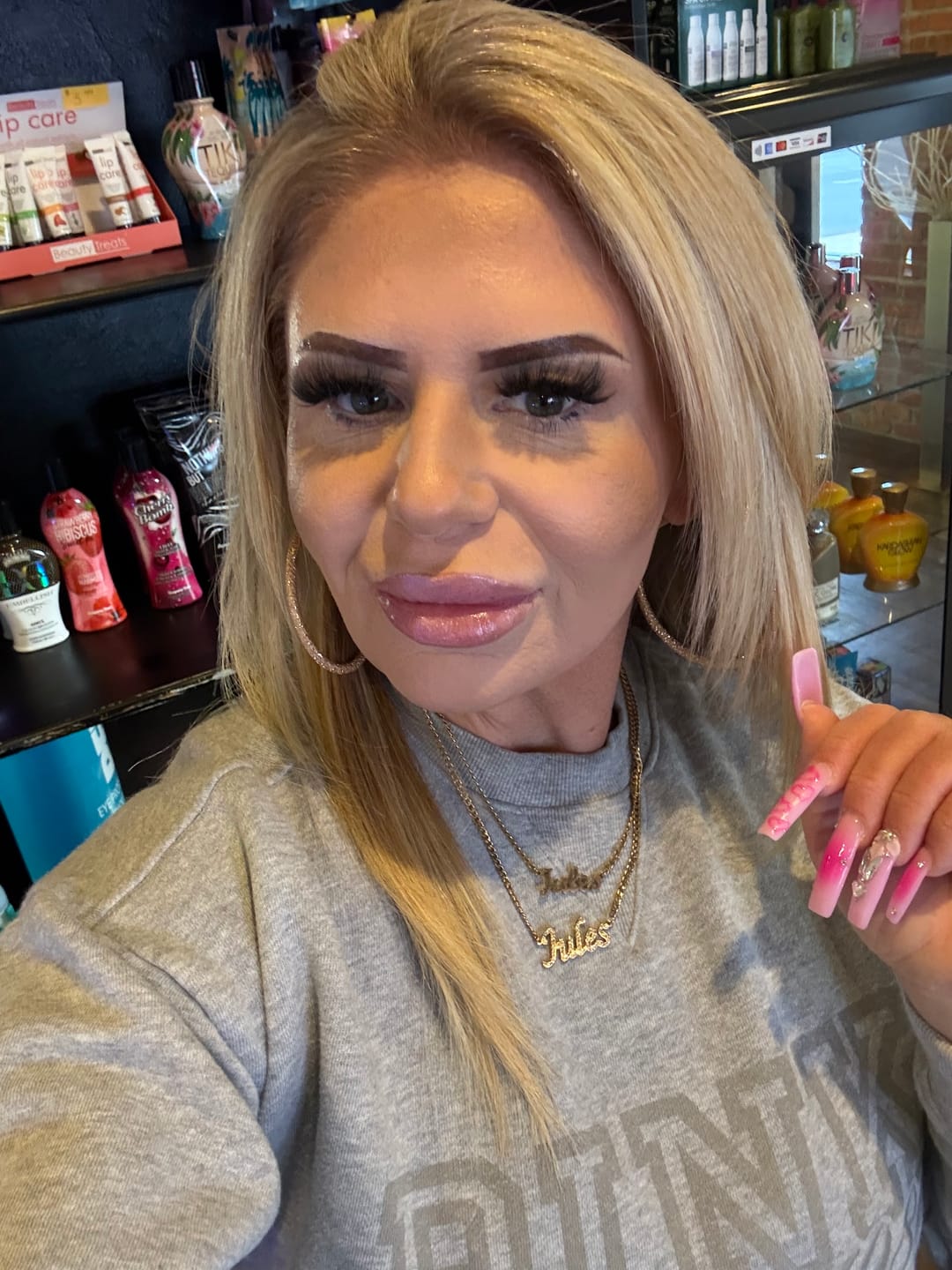 Customer photo review of Iced Name Necklace w/ Cuban Chain