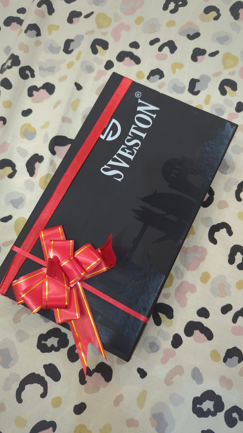 Customer photo review of Gift Wrapping