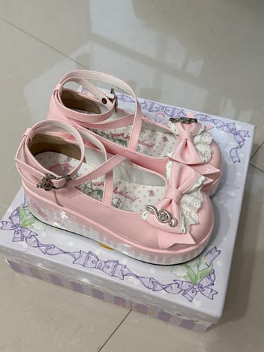 Customer photo review of Original Lolita Piano Notes with Bow Mary Jane