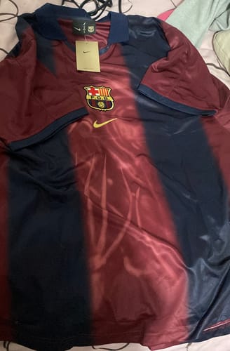 Customer photo review of BARCELONA Travis Scott Retro