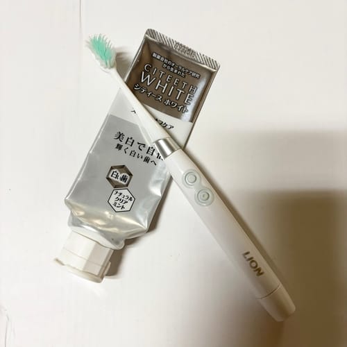 Customer photo review of LION 獅王 超薄多功能 音波震動牙刷 1 支