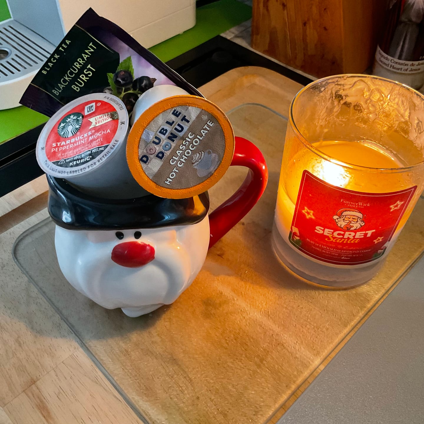 Customer photo review of Emerald/Ruby/Diamond? Reusable Santa Mug
