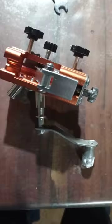 Customer photo review of Manuelles Kettensägen-Schärfgerät – Präzises Kurbel-Werkzeug