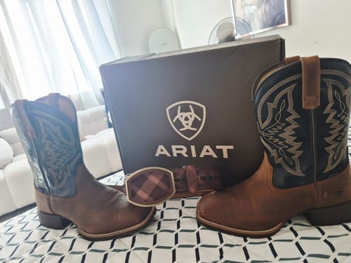 Customer photo review of Ariat Men's Hybrid Ranchwork H20 Western Wide Square Toe Taupe Boot