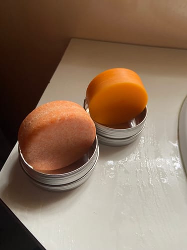 Customer photo review of Jasmine Shine & Volume Shampoo Bar